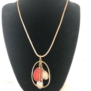 Fashion necklace